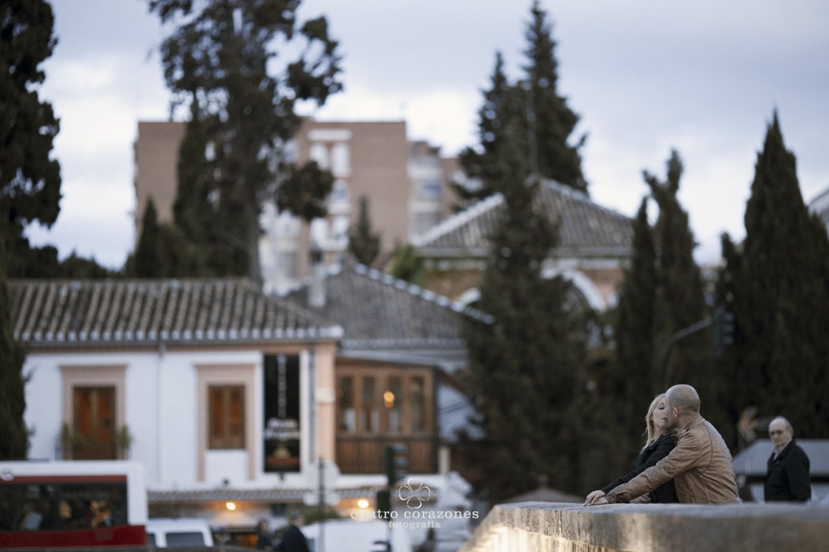 Preboda en Granada en el Albaicín - Cuatro Corazones Fotografía por Juanlu Corrales