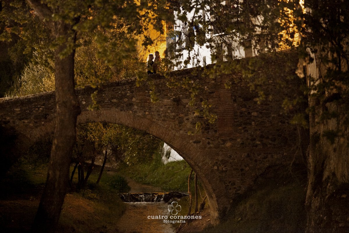 Preboda en Granada en el Albaicín - Cuatro Corazones Fotografía por Juanlu Corrales