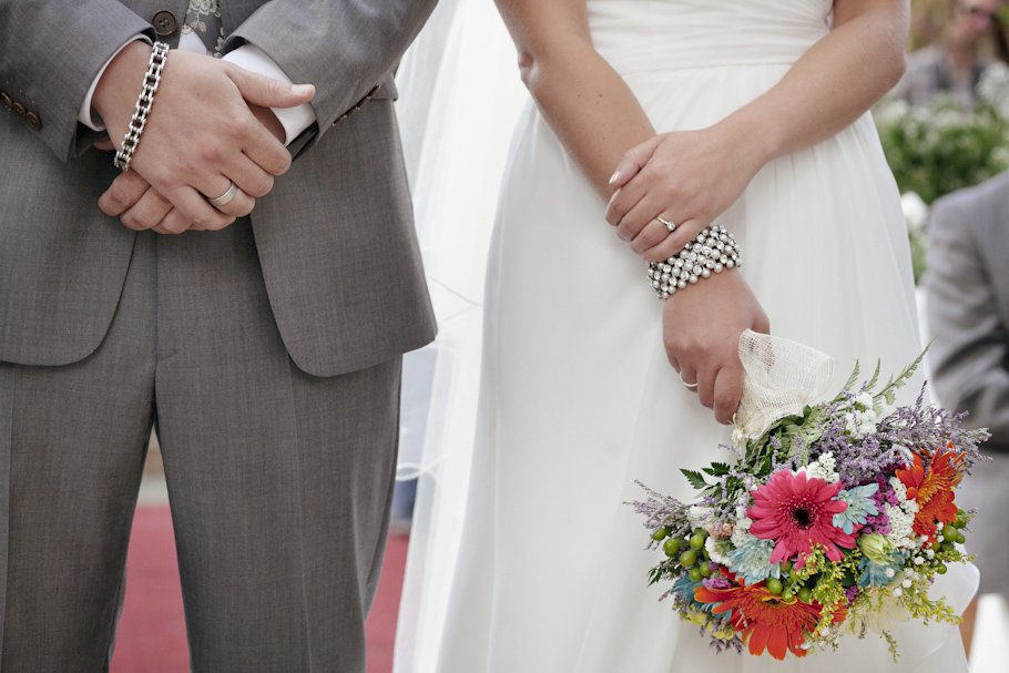 Una boda divertida en el Coto de Campamento con Ana y Jack - Cuatro Corazones Fotografía por Juanlu Corrales
