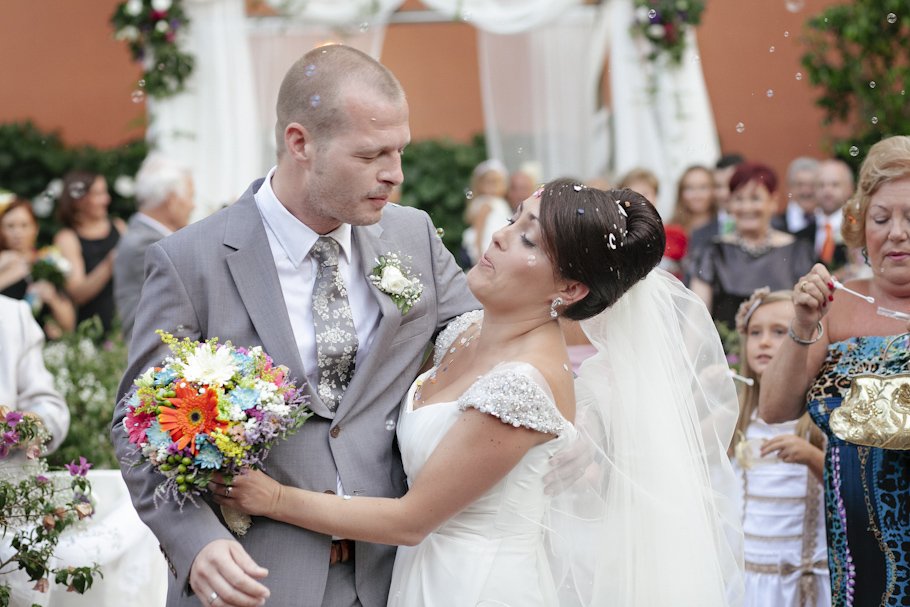 Una boda divertida en el Coto de Campamento con Ana y Jack - Cuatro Corazones Fotografía por Juanlu Corrales