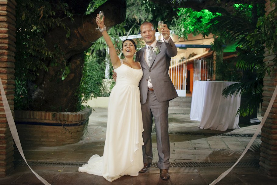 Una boda divertida en el Coto de Campamento con Ana y Jack - Cuatro Corazones Fotografía por Juanlu Corrales