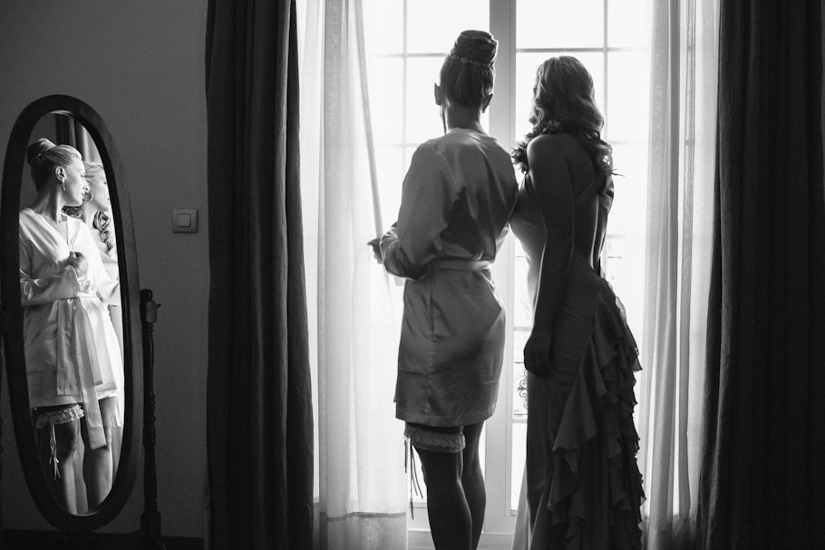 Boda en Jerez en la Real Escuela Andaluza de Arte Ecuestre - Cuatro Corazones Fotografía por Juanlu Corrales