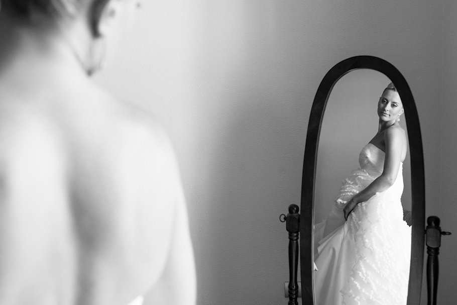 Boda en Jerez en la Real Escuela Andaluza de Arte Ecuestre - Cuatro Corazones Fotografía por Juanlu Corrales