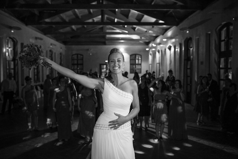 Boda en Jerez en la Real Escuela Andaluza de Arte Ecuestre - Cuatro Corazones Fotografía por Juanlu Corrales