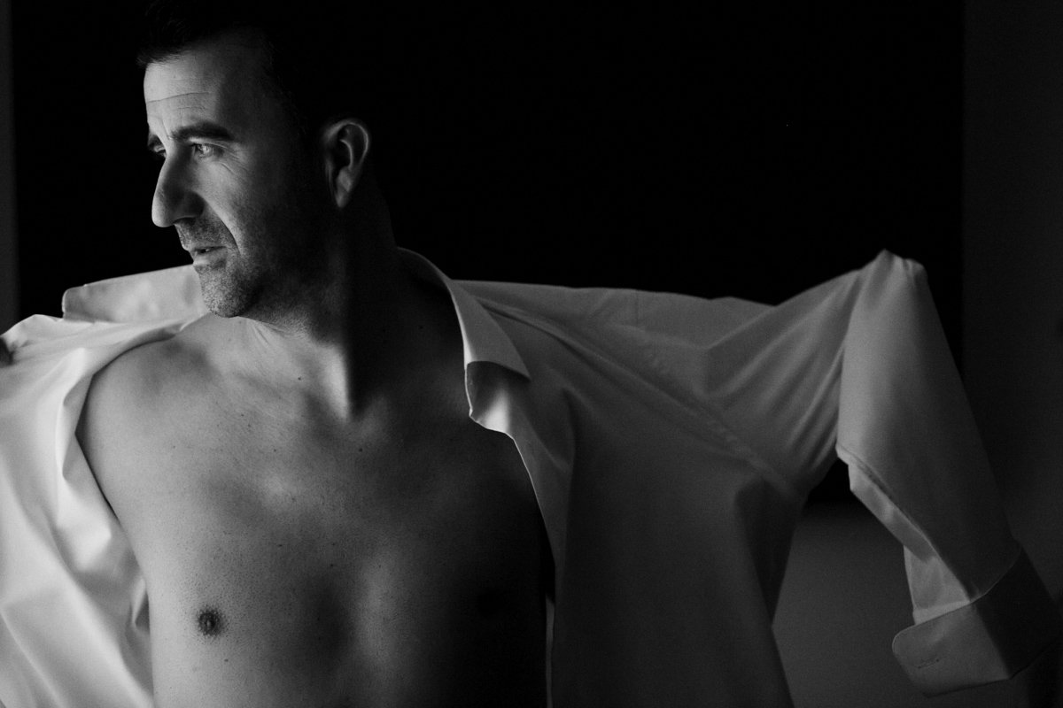 Boda en Los Barrios y Salones El Coto en Campamento - Cuatro Corazones Fotografía por Juanlu Corrales