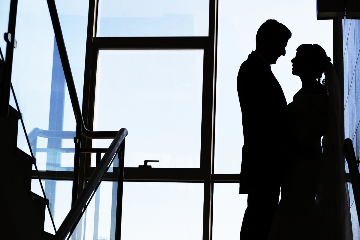 Boda en Los Barrios y Salones El Coto en Campamento - Cuatro Corazones Fotografía por Juanlu Corrales