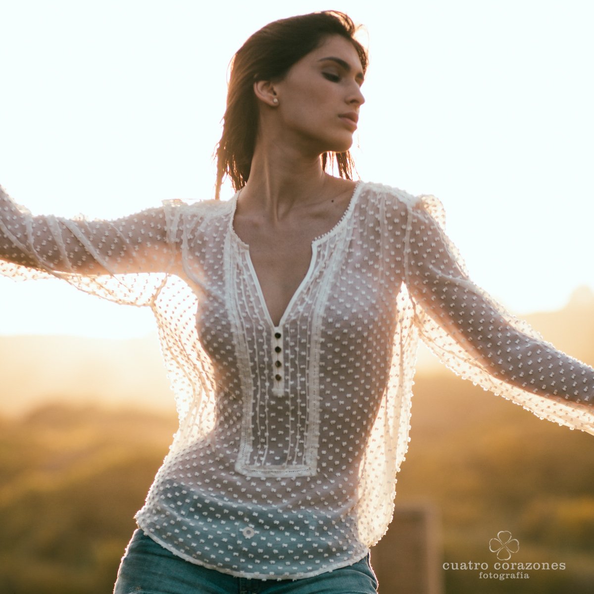 Modelo Malaga book fotográfico para jóvenes de Silvia Puertas - Cuatro Corazones Fotografía por Juanlu Corrales