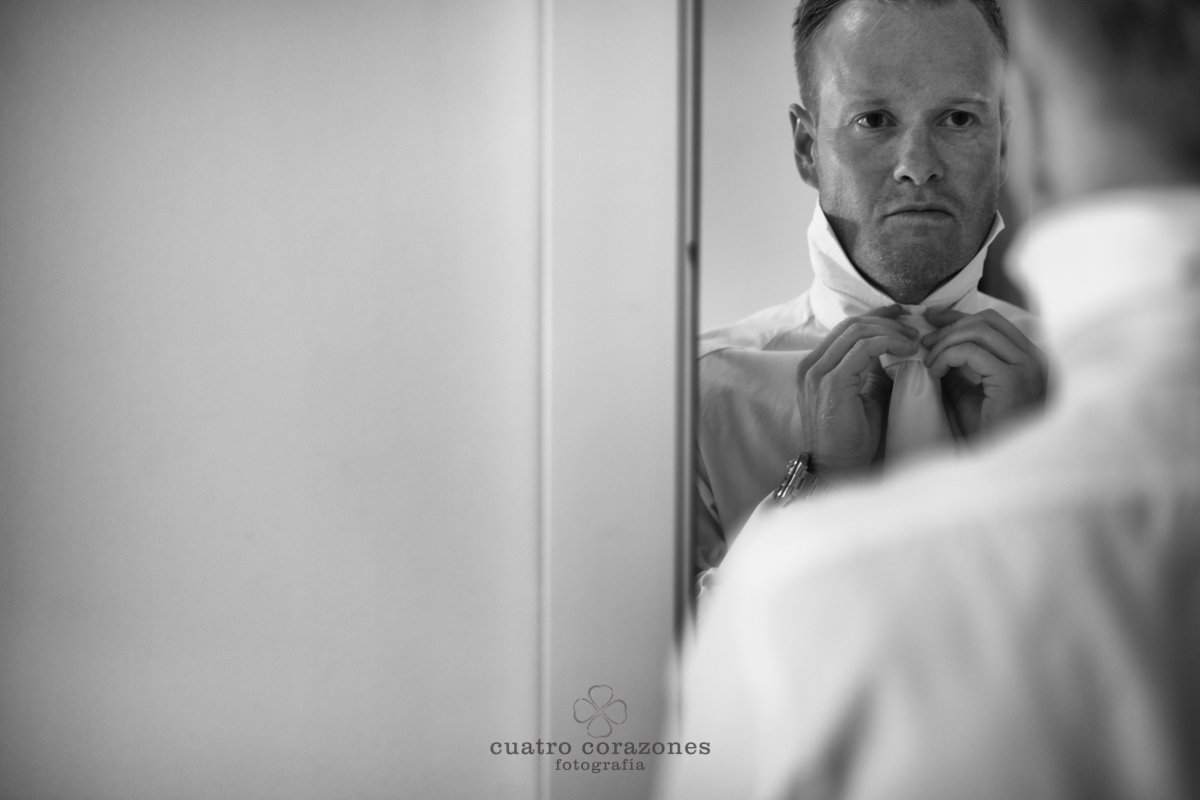 Boda en Gibraltar, Mons Calpe Suites y Alcaidesa Golf - Cuatro Corazones Fotografía por Juanlu Corrales