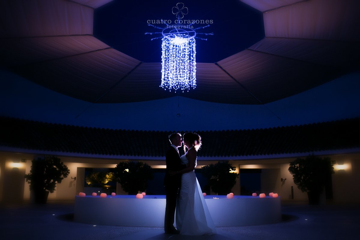 Boda en Gibraltar, Mons Calpe Suites y Alcaidesa Golf - Cuatro Corazones Fotografía por Juanlu Corrales