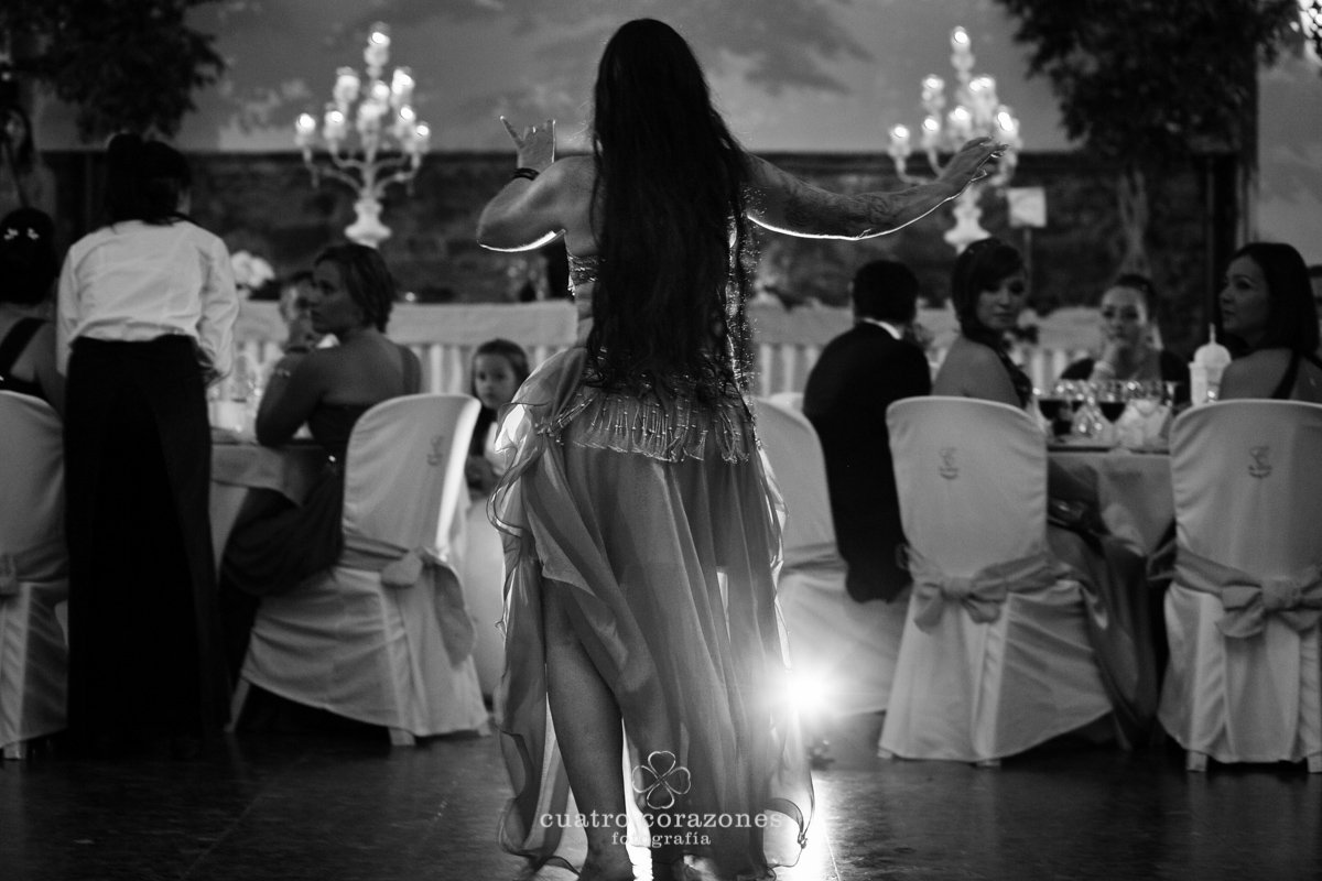 Fotos de boda en Gibraltar y San Roque en El Coto - Cuatro Corazones Fotografía por Juanlu Corrales