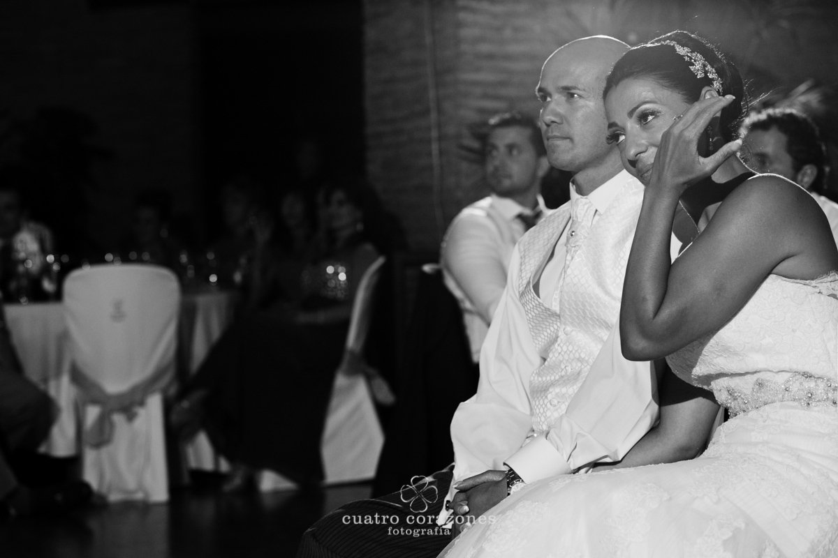 Fotos de boda en Gibraltar y San Roque en El Coto - Cuatro Corazones Fotografía por Juanlu Corrales