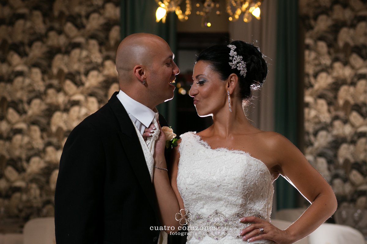 Fotos de boda en Gibraltar y San Roque en El Coto - Cuatro Corazones Fotografía por Juanlu Corrales