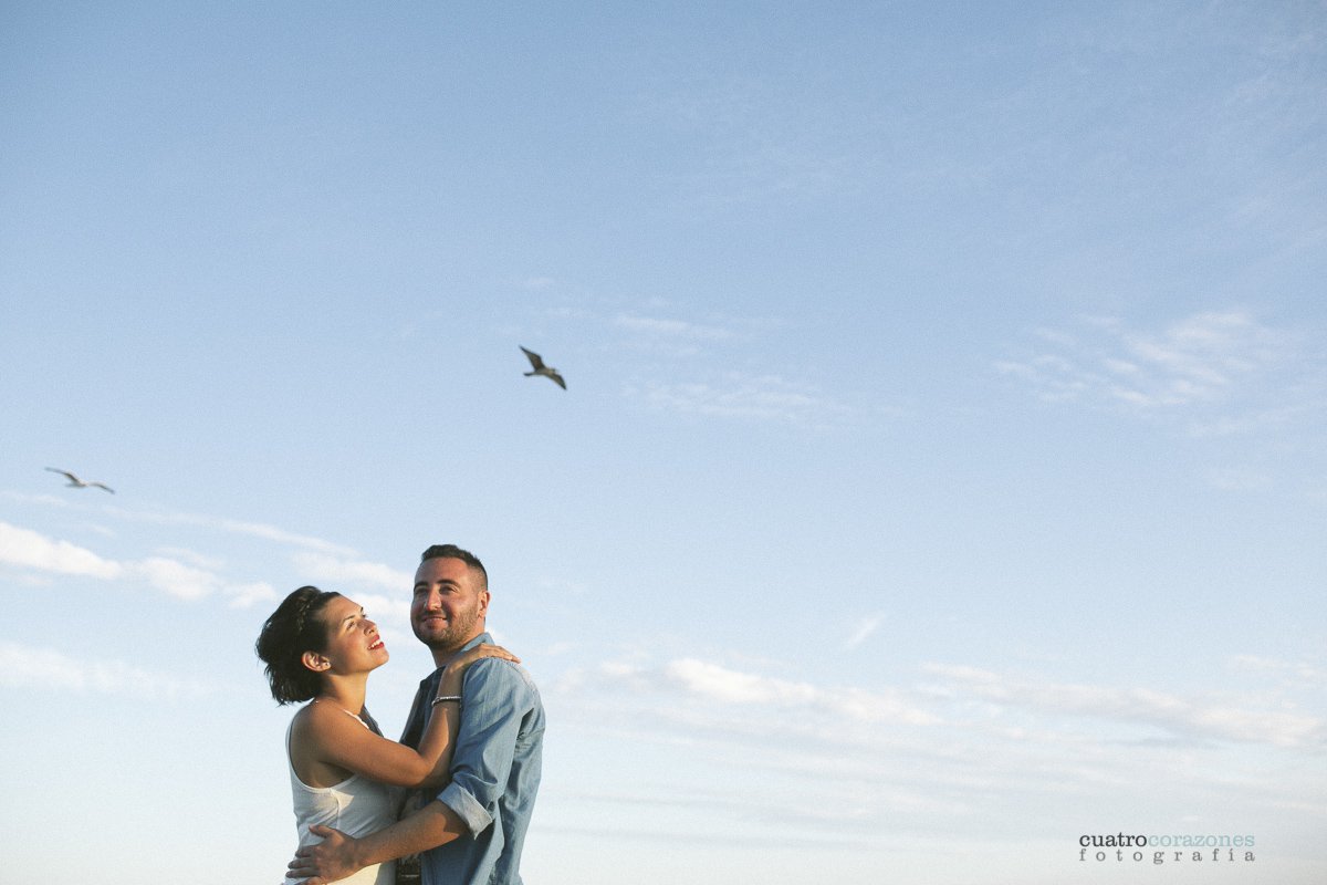 Preboda en Rota en Urbanización Costa Ballena - Cuatro Corazones Fotografía por Juanlu Corrales