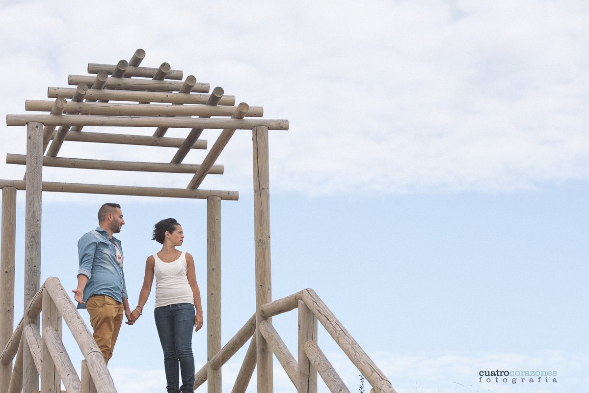 Preboda en Rota en Urbanización Costa Ballena - Cuatro Corazones Fotografía por Juanlu Corrales