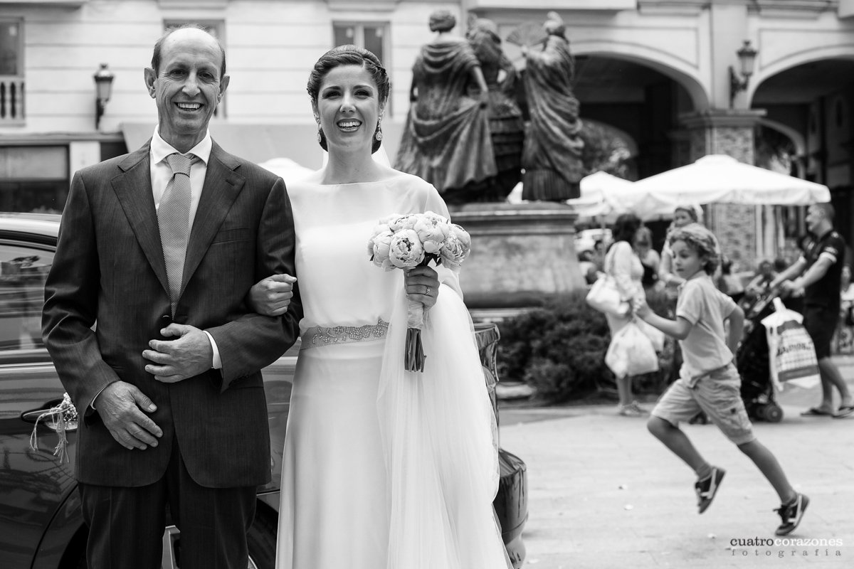 fotografos la linea Boda en La Linea de la Concepción y Hacienda Almoguera - Cuatro Corazones Fotografía por Juanlu Corrales