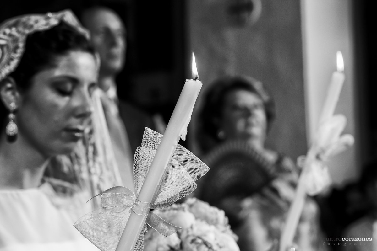 Boda en La Linea de la Concepción y Hacienda Almoguera - Cuatro Corazones Fotografía por Juanlu Corrales