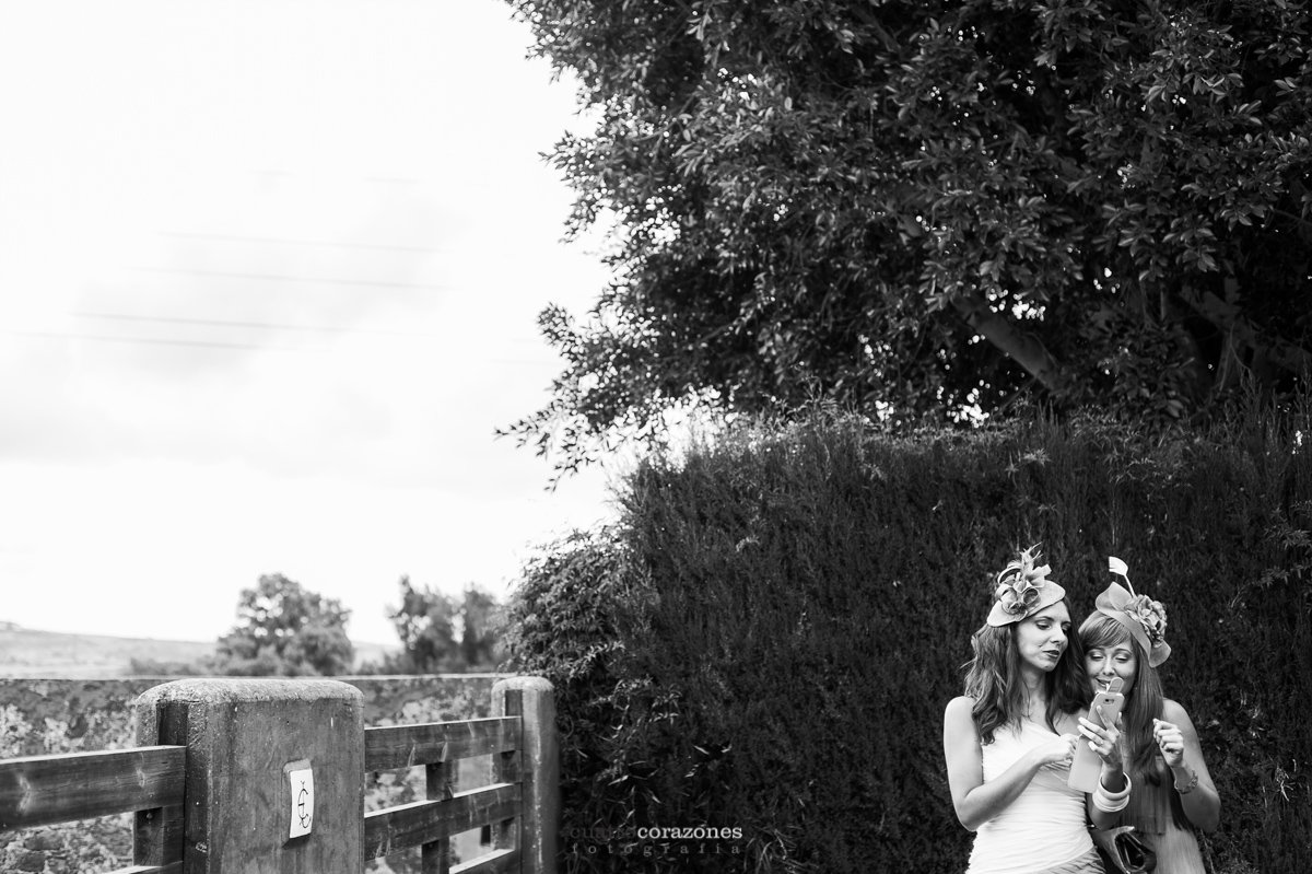 cortijo la almoguera los barrios Boda en La Linea de la Concepción y Hacienda Almoguera - Cuatro Corazones Fotografía por Juanlu Corrales