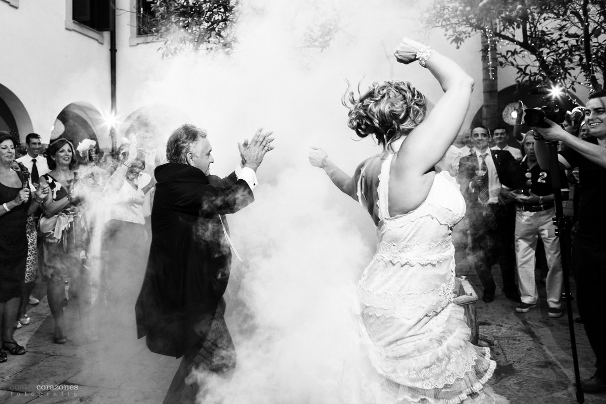 Boda en Castellar en la Casa Convento de la Almoraima - Cuatro Corazones Fotografía por Juanlu Corrales