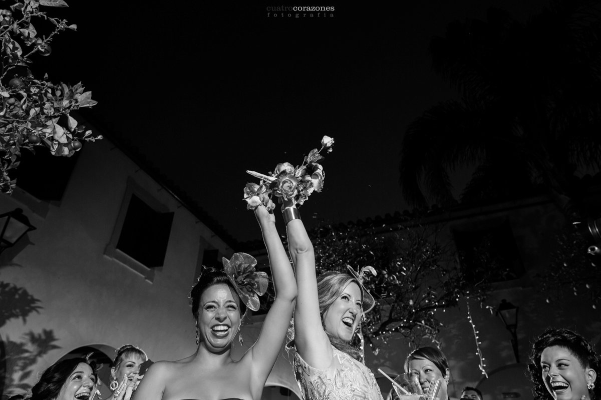 Boda en Castellar en la Casa Convento de la Almoraima - Cuatro Corazones Fotografía por Juanlu Corrales
