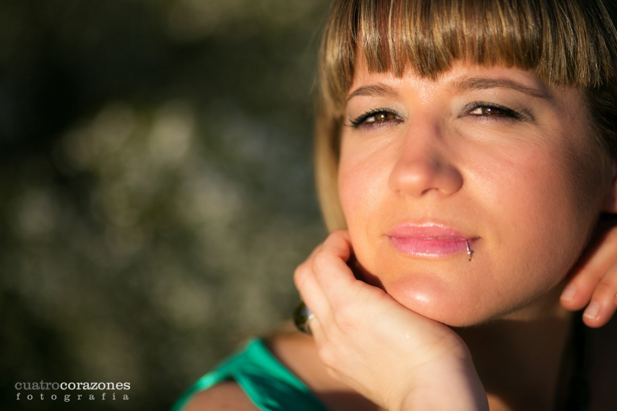 Sesión fotográfica en las playas de Tarifa con Ana - Cuatro Corazones Fotografía por Juanlu Corrales