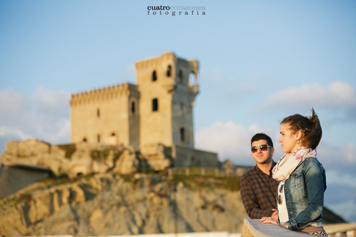Reportaje preboda en la playa de Tarifa Arte Vida - Cuatro Corazones Fotografía por Juanlu Corrales