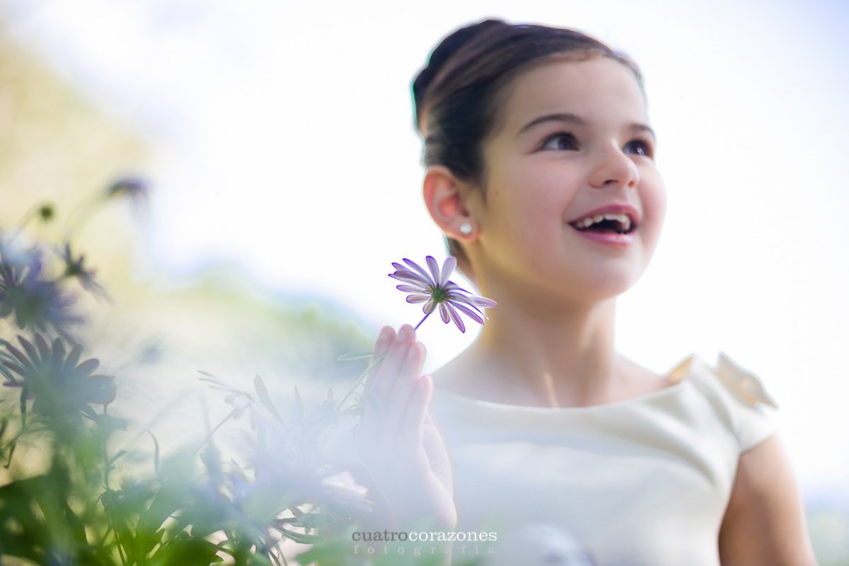 reportaje de comunión en Gibraltar Alameda Garden - Cuatro Corazones Fotografía por Juanlu Corrales