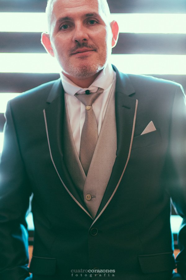 Boda en Hotel Castellar - Boda Gay con Fran e Ivan - Cuatro Corazones Fotografía por Juanlu Corrales