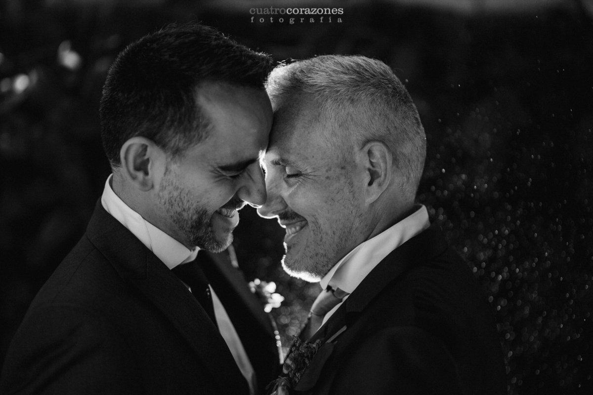 Boda en Hotel Castellar - Boda Gay con Fran e Ivan en el Castillo de Castellar - Cuatro Corazones Fotografía por Juanlu Corrales