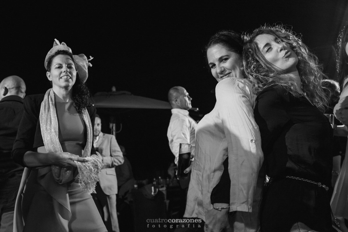 Boda en Hotel Castellar - Boda Gay con Fran e Ivan en el Castillo de Castellar - Cuatro Corazones Fotografía por Juanlu Corrales