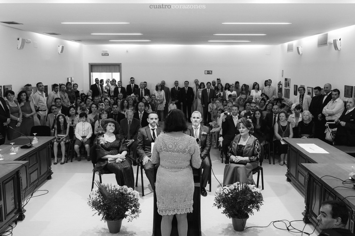 Boda en Hotel Castellar - Boda Gay con Fran e Ivan en el Castillo de Castellar - Cuatro Corazones Fotografía por Juanlu Corrales