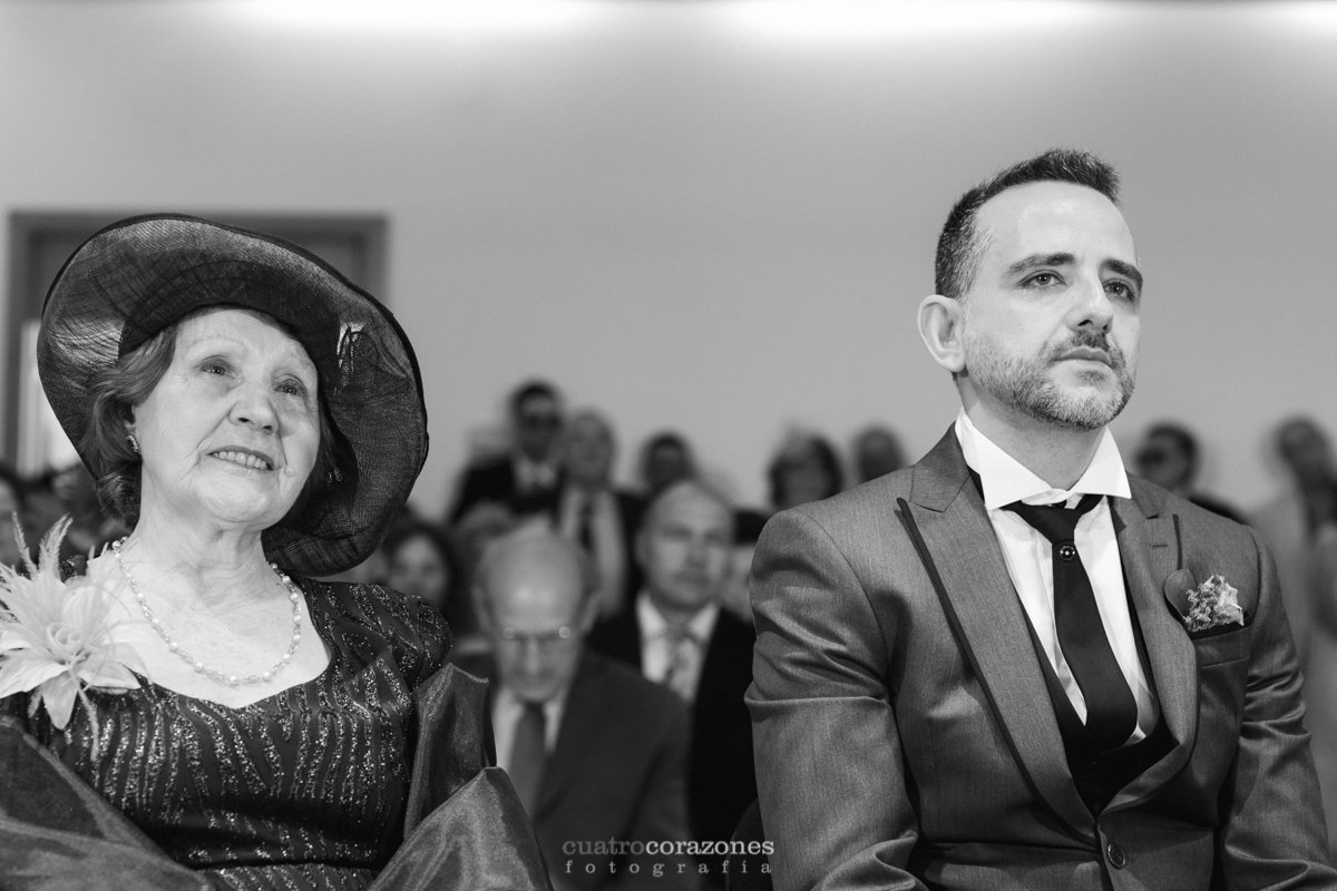 Boda en Hotel Castellar - Boda Gay con Fran e Ivan en el Castillo de Castellar - Cuatro Corazones Fotografía por Juanlu Corrales