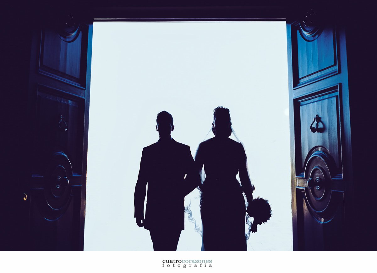 boda en San Roque Club e Iglesia de Ntra. Sra. de la Merced de Sotogrande - Cuatro Corazones Fotografía por Juanlu Corrales