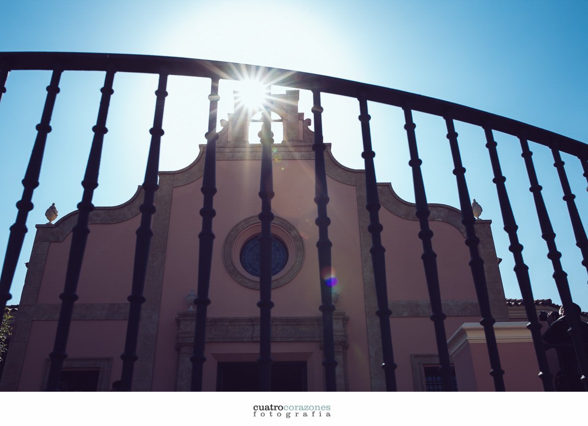 boda en San Roque Club e Iglesia de Ntra. Sra. de la Merced de Sotogrande - Cuatro Corazones Fotografía por Juanlu Corrales
