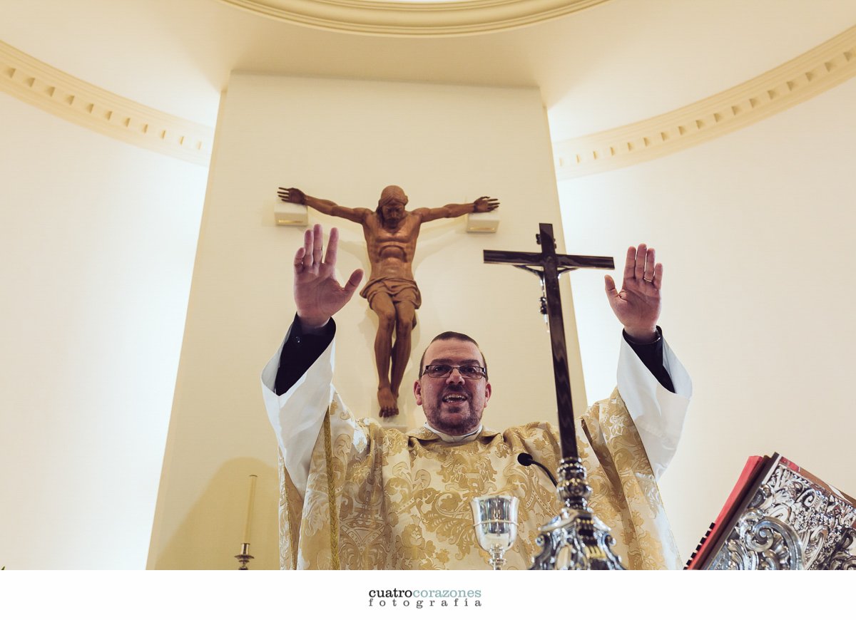 boda en San Roque Club e Iglesia de Ntra. Sra. de la Merced de Sotogrande - Cuatro Corazones Fotografía por Juanlu Corrales