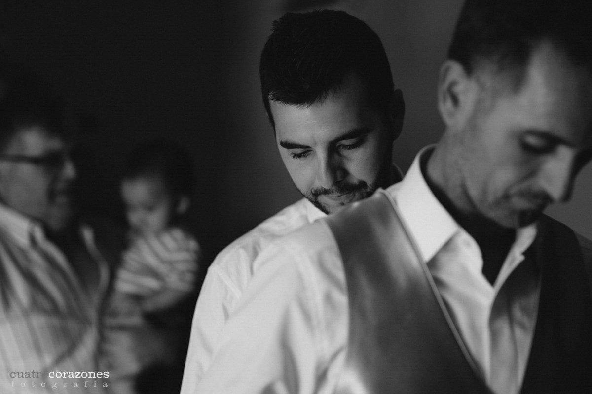 Boda en club de golf Alcaidesa e Parroquia de San Antonio de Padua de Algeciras - Cuatro Corazones Fotografía por Juanlu Corrales