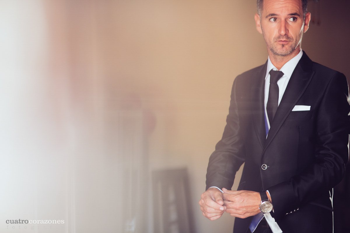 Boda en club de golf Alcaidesa e Parroquia de San Antonio de Padua de Algeciras - Cuatro Corazones Fotografía por Juanlu Corrales