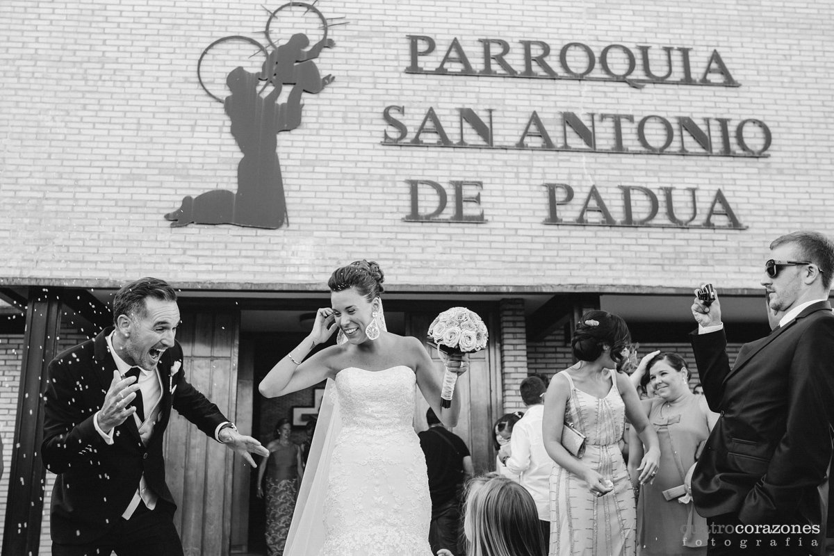 Boda en club de golf Alcaidesa e Parroquia de San Antonio de Padua de Algeciras - Cuatro Corazones Fotografía por Juanlu Corrales
