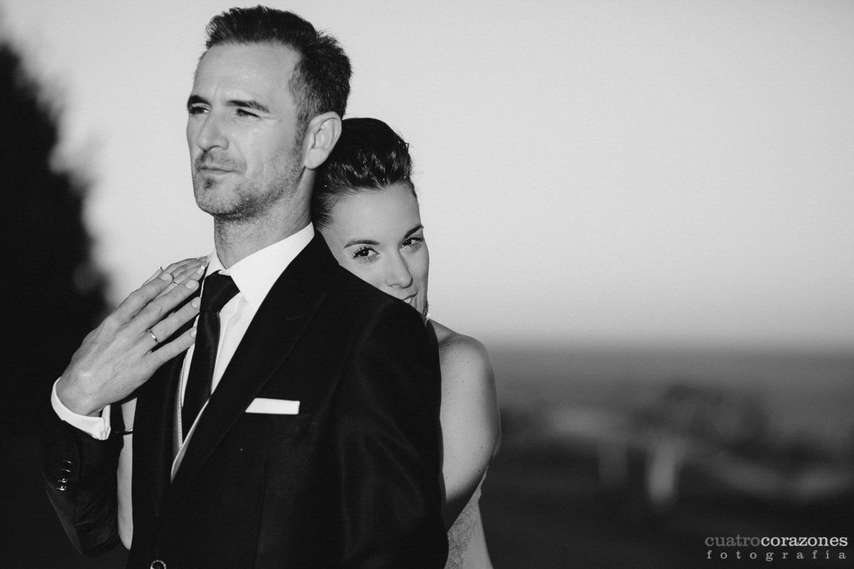 Boda en club de golf Alcaidesa e Parroquia de San Antonio de Padua de Algeciras - Cuatro Corazones Fotografía por Juanlu Corrales