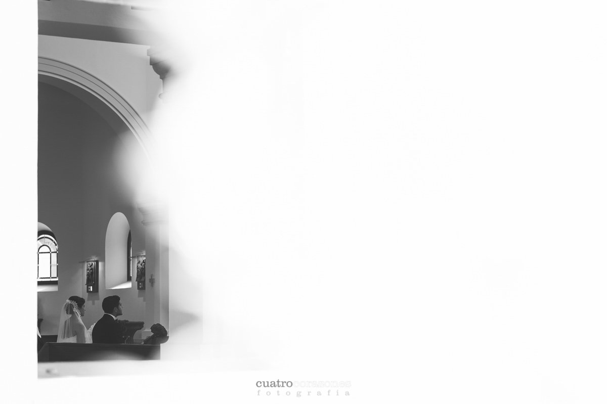 celebraciones de boda en San Roque, Iglesia de Sotogrande y Alcaidesa Golf - Cuatro Corazones Fotografía por Juanlu Corrales