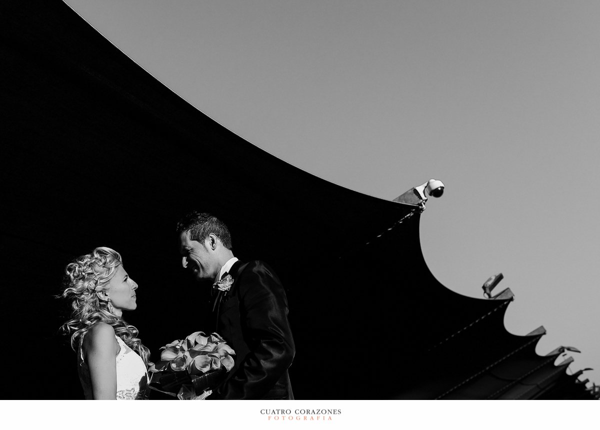 reportajes de boda en Algeciras en la parroquia Virgen de la Palma y celebración en El Campanario de Los Barrios - Cuatro Corazones Fotografía por Juanlu Corrales