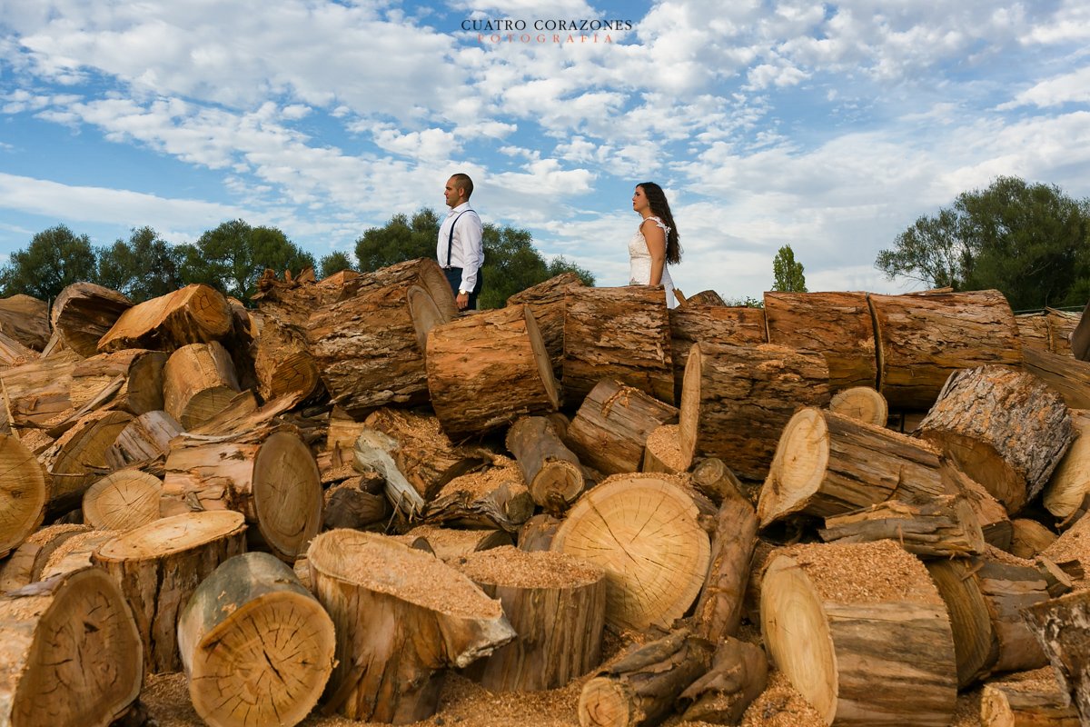 reportaje fotográfico en Jimena de la Frontera con Dani y Ana - Cuatro Corazones Fotografía por Juanlu Corrales - Fotógrafo de boda en Cádiz