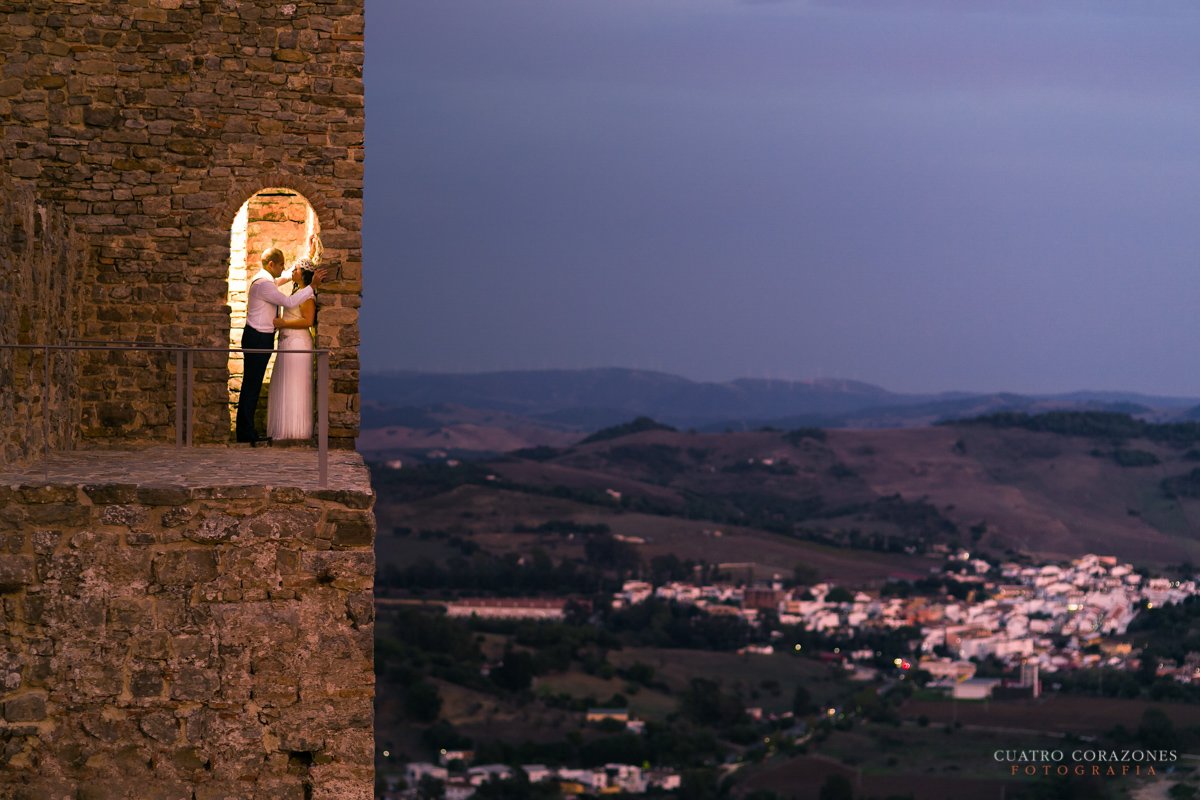 reportaje fotográfico en Jimena de la Frontera con Dani y Ana - Cuatro Corazones Fotografía por Juanlu Corrales - Fotógrafo de boda en Cádiz