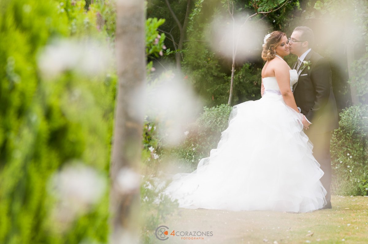 Boda en Marbella en la Finca Villa Palma con Pepo y Berta - Cuatro Corazones fotografía como fotógrafo de bodas en Marbella por Juanlu Corrales