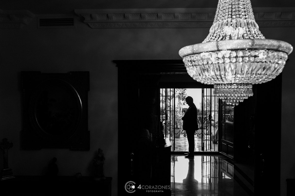 Boda en Marbella en la Finca Villa Palma con Pepo y Berta - Cuatro Corazones fotografía como fotógrafo de bodas en Marbella por Juanlu Corrales