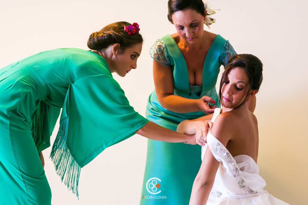 fotos de boda en Alcaidesa con Miguel y Lorena en Alcaidesa Golf San Roque-cuatro-corazones-fotografia-juanlu-corrales