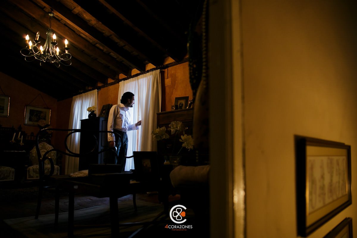 fotografías de boda en Los Barrios en la Hacienda Almoguera con Tahir y Valle-cuatro-corazones-fotografia-juanlu-corrales