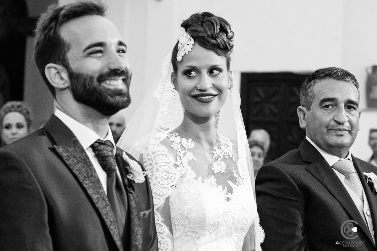 boda en pinar rendón y parroquia de San Isidro Labrador de Los Barrios-cuatro-corazones-fotografia-juanlu-corrales