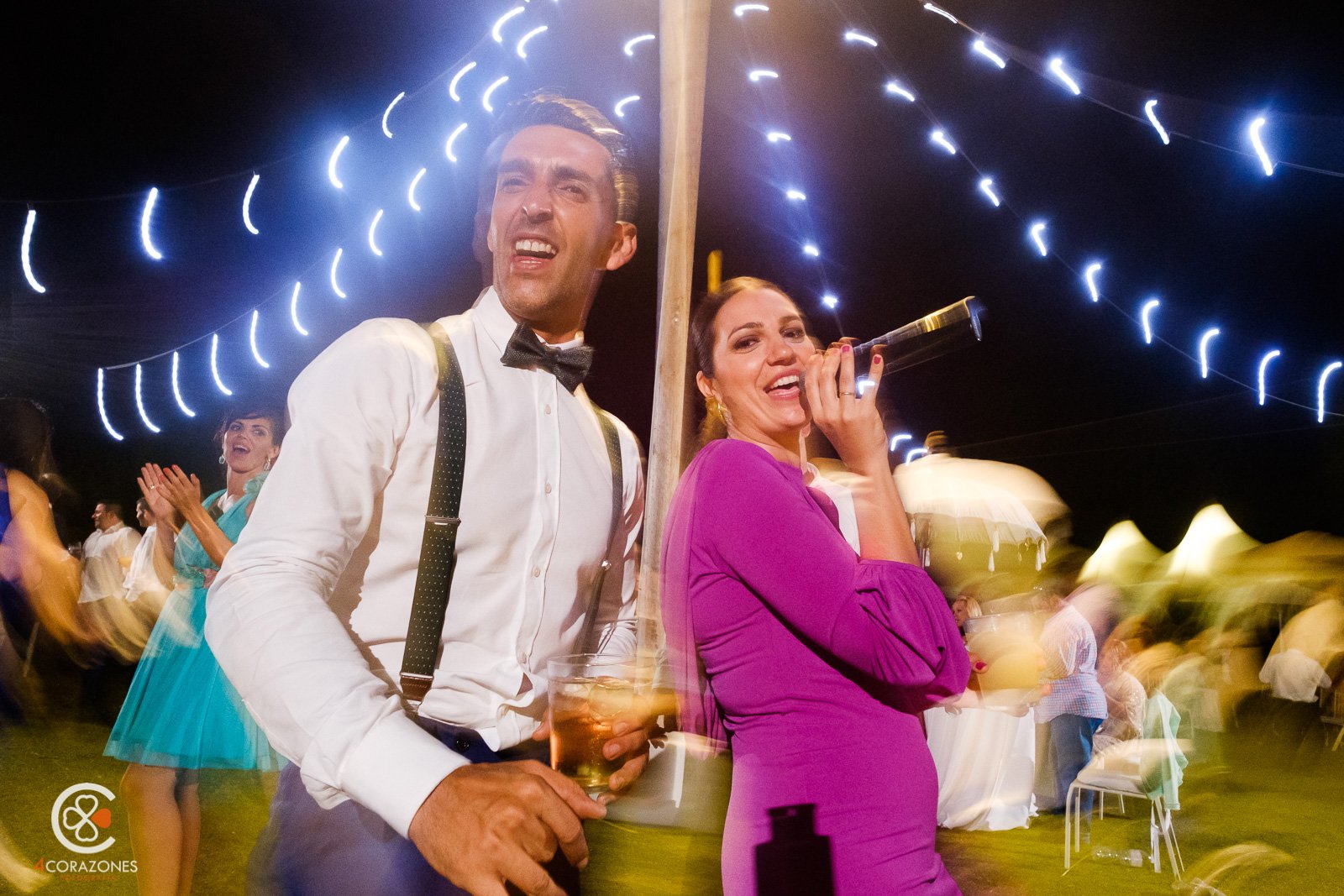 boda-en-los-barrios-jardin-de-villa-vega-paco-isa-001-cuatro-corazones-fotografia-juanlu-corrales