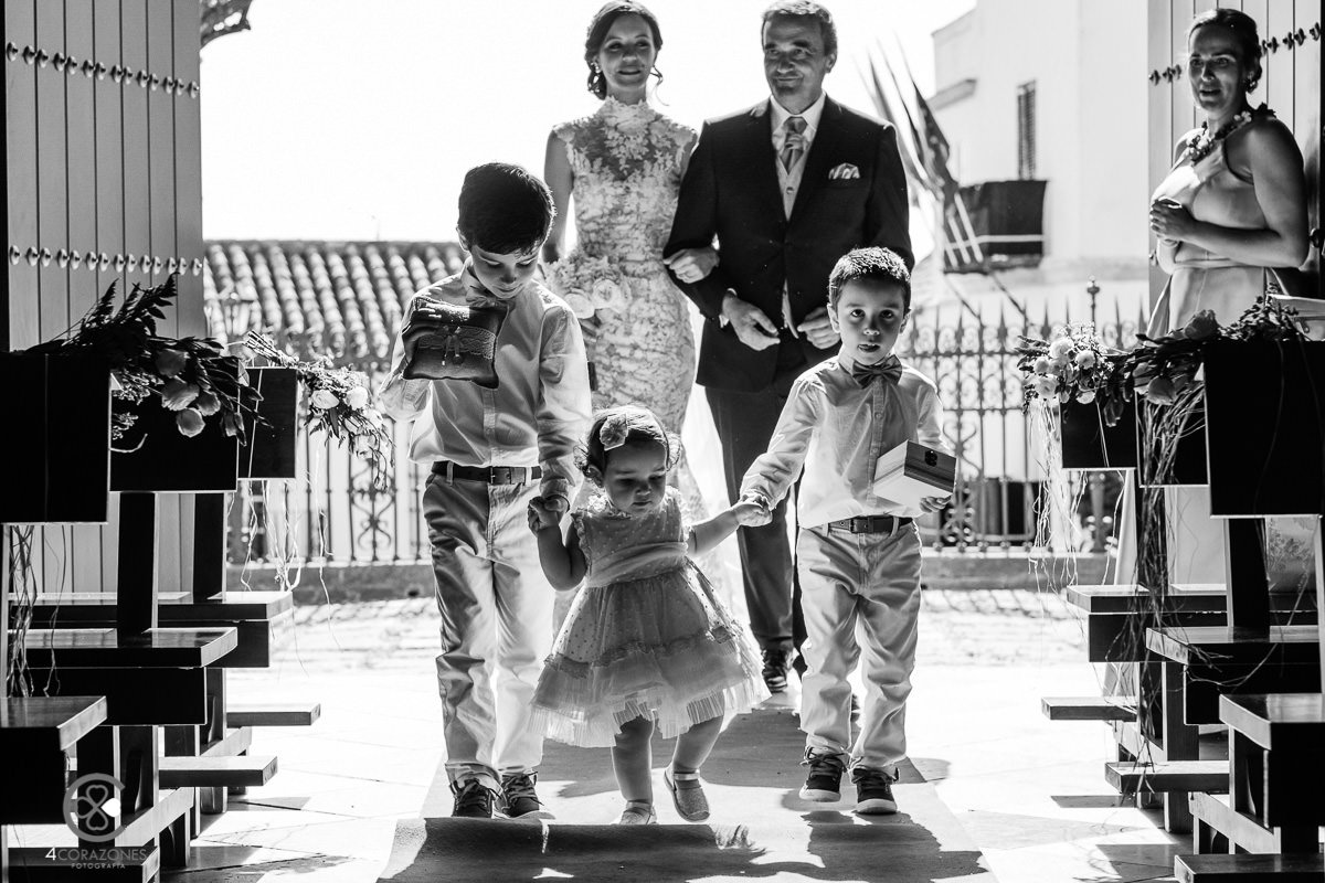 fotos-de-boda-en-san-roque-001-cuatro-corazones-fotografia-juanlu-corrales