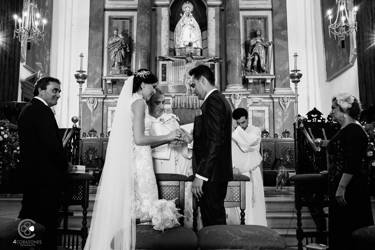 fotos-de-boda-en-san-roque-001-cuatro-corazones-fotografia-juanlu-corrales